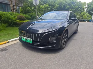 Hongqi E-QM5 2021 купить из Китая, цена 983 000 ₽ — Suifenhe Auto