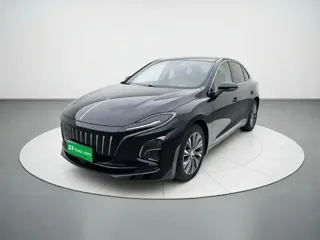 Hongqi E-QM5 2022 купить из Китая, цена 3 092 000 ₽ — Suifenhe Auto