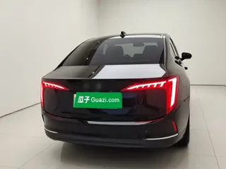 Hongqi E-QM5 2024 купить из Китая, цена 1 996 000 ₽ — Suifenhe Auto