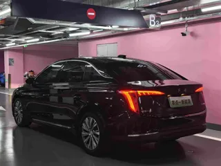 Hongqi E-QM5 2023 купить из Китая, цена 3 229 000 ₽ — Suifenhe Auto