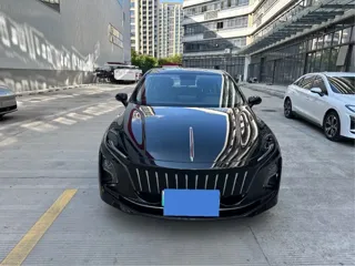 Hongqi E-QM5 2024 купить из Китая, цена 1 814 000 ₽ — Suifenhe Auto