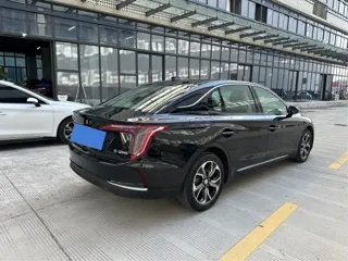 Hongqi E-QM5 2024 купить из Китая, цена 1 814 000 ₽ — Suifenhe Auto
