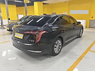 Hongqi E-QM5 2025 купить из Китая, цена 2 038 000 ₽ — Suifenhe Auto