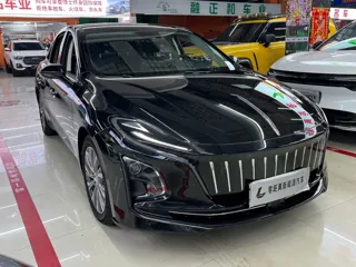 Hongqi E-QM5 2023