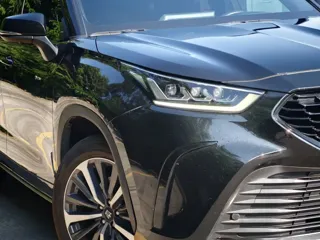 Toyota Crown Kluger 2025 купить из Китая, цена 7 268 000 ₽ — Suifenhe Auto