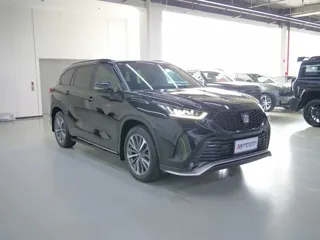 Toyota Crown Kluger 2025 купить из Китая, цена 7 347 000 ₽ — Suifenhe Auto