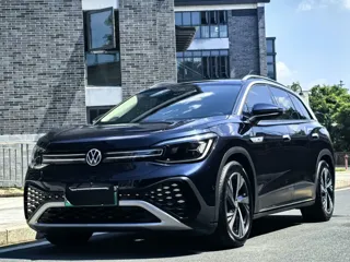Volkswagen ID.6 CROZZ 2022 купить из Китая, цена 3 979 000 ₽ — Suifenhe Auto