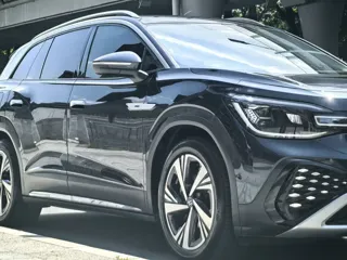 Volkswagen ID.6 CROZZ 2022 купить из Китая, цена 3 979 000 ₽ — Suifenhe Auto
