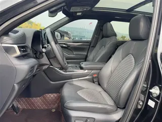 Toyota Crown Kluger 2024 купить из Китая, цена 7 073 000 ₽ — Suifenhe Auto