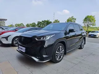 Toyota Crown Kluger 2025