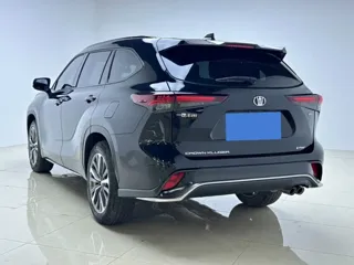 Toyota Crown Kluger 2024 купить из Китая, цена 6 802 000 ₽ — Suifenhe Auto