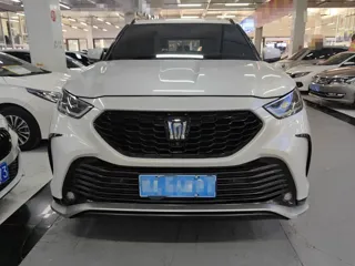 Toyota Crown Kluger 2024 купить из Китая, цена 7 382 000 ₽ — Suifenhe Auto