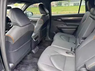 Toyota Crown Kluger 2025 купить из Китая, цена 6 606 000 ₽ — Suifenhe Auto
