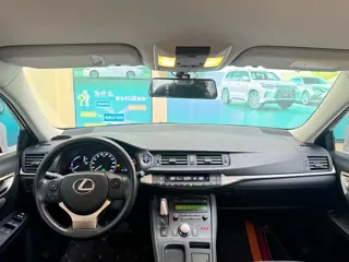 Lexus CT 2020 купить из Китая, цена 2 219 000 ₽ — Suifenhe Auto