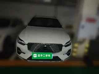Volvo XC60 2026 купить из Китая, цена 5 680 000 ₽ — Suifenhe Auto