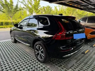 Volvo XC60 2025 купить из Китая, цена 4 318 000 ₽ — Suifenhe Auto