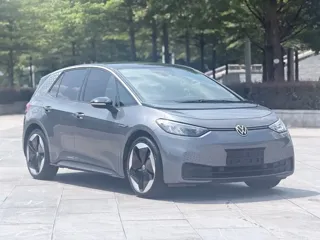Volkswagen ID.3 2023 купить из Китая, цена 1 648 000 ₽ — Suifenhe Auto