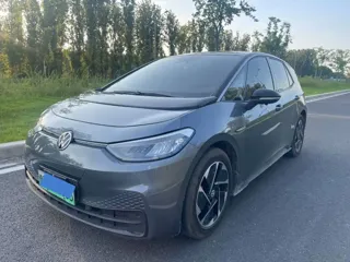 Volkswagen ID.3 2023 купить из Китая, цена 1 450 000 ₽ — Suifenhe Auto