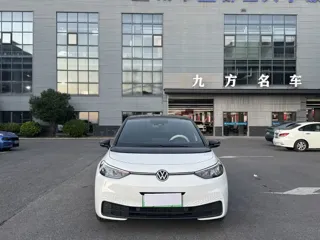 Volkswagen ID.3 2024 купить из Китая, цена 1 928 000 ₽ — Suifenhe Auto