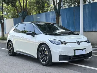 Volkswagen ID.3 2024 купить из Китая, цена 1 857 000 ₽ — Suifenhe Auto