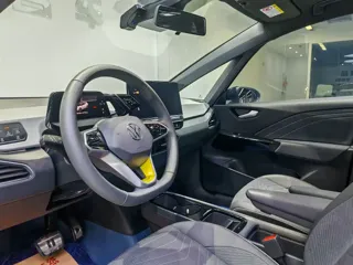 Volkswagen ID.3 2024 купить из Китая, цена 1 832 000 ₽ — Suifenhe Auto