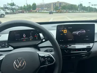 Volkswagen ID.3 2024 купить из Китая, цена 1 928 000 ₽ — Suifenhe Auto