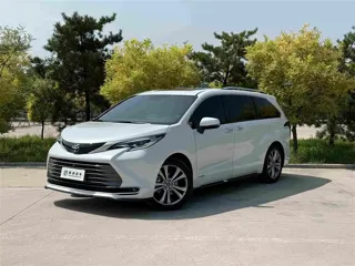 Toyota SIENNA 2024 купить из Китая, цена 7 743 000 ₽ — Suifenhe Auto