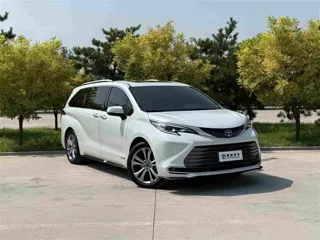 Toyota SIENNA 2024 купить из Китая, цена 7 743 000 ₽ — Suifenhe Auto