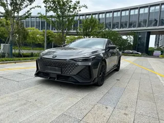 Changan UNI-V 2024