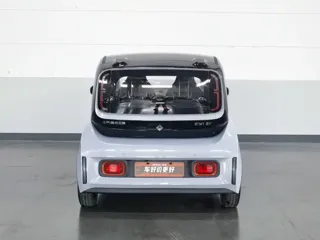 Baojun KiWi EV 2022 купить из Китая, цена 953 000 ₽ — Suifenhe Auto