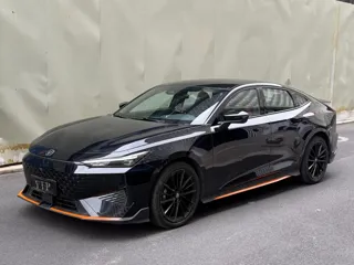 Changan UNI-V 2024 купить из Китая, цена 2 465 000 ₽ — Suifenhe Auto