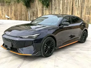 Changan UNI-V 2024 купить из Китая, цена 2 447 000 ₽ — Suifenhe Auto