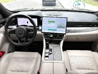 Lynk & Co 09 EM-P 2024 купить из Китая, цена 5 391 000 ₽ — Suifenhe Auto