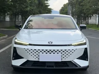 Changan UNI-V 2025 купить из Китая, цена 2 643 000 ₽ — Suifenhe Auto