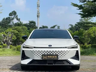 Changan UNI-V 2024 купить из Китая, цена 2 624 000 ₽ — Suifenhe Auto