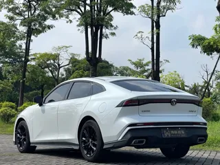 Changan UNI-V 2024 купить из Китая, цена 2 624 000 ₽ — Suifenhe Auto